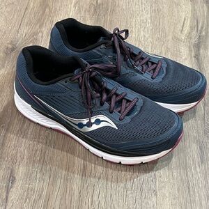 Women’s SAUCONY 10.5 Echelon 8 PWR Run Support Frame Running Shoes Like New!!